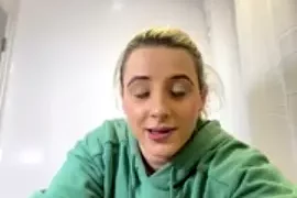 Strongqueen nude stripg before cam for live sex video chat