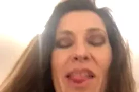 Lwhite1 nude stripg before cam for live sex video chat