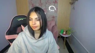 malta_jones nude stripg before cam for live sex video chat