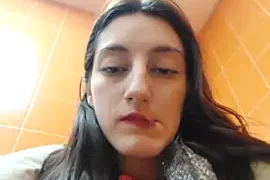 RiskyLola nude stripg before cam for live sex video chat