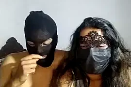 hiruni2000 nude stripg before cam for live sex video chat