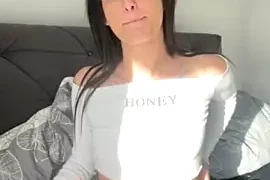 joanaelaa nude stripg before cam for live sex video chat