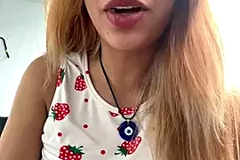manicdragonprincess nude stripg before cam for live sex video chat