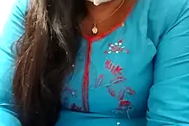 rani_hyd_telugu nude stripg before cam for live sex video chat