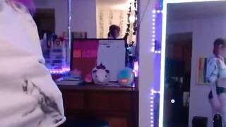Lavender Lychee nude on sex webcam in her Live Sex Chat
