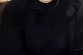 Rawya-34 nude stripg before cam for live sex video chat