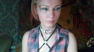WildMissNiks nude stripg before cam for live sex video chat