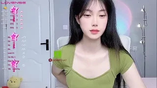 Caroline-175 nude stripg before cam for live sex video chat