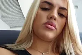Santa__Monica nude stripg before cam for live sex video chat