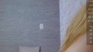 Carly-09 nude on sex webcam in her Live Sex Chat