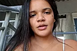 manu_elaa nude stripg before cam for live sex video chat