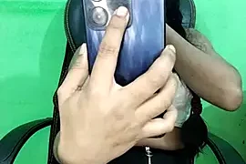 Tapur- nude stripg before cam for live sex video chat