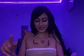 Hilary_pinkk nude stripg before cam for live sex video chat