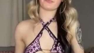 ForeverLexi nude on sex webcam in her Live Sex Chat