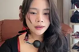 LuLuNaNa11 nude stripg before cam for live sex video chat