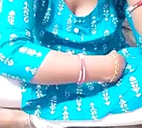 sneha_telugu_girl nude stripg before cam for live sex video chat