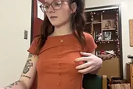 dreamteemergirl nude stripg before cam for live sex video chat