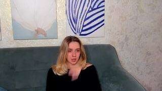 EllyDeMoon nude on sex webcam in her Live Sex Chat