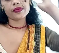 Eshna_Dabral nude stripg before cam for live sex video chat