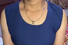 Mysore_Mallika nude stripg before cam for live sex video chat