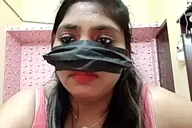 tamilrohini nude stripg before cam for live sex video chat