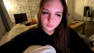 EllaStarrxxx nude stripg before cam for live sex video chat