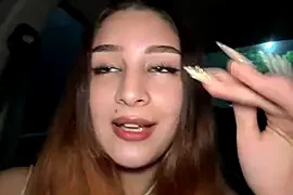 Mon_Cherry nude stripg before cam for live sex video chat