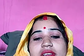 Hot_kamla nude stripg before cam for live sex video chat
