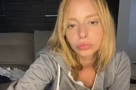 Bellahcha nude stripg before cam for live sex video chat