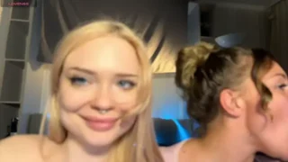 dollfromvenus nude stripg before cam for live sex video chat