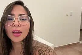 maferalvarexxx nude stripg before cam for live sex video chat