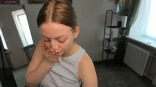 PeiLoynd nude stripg before cam for live sex video chat