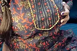 SSiya- nude stripg before cam for live sex video chat