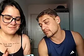 Desejoprivadoa nude stripg before cam for live sex video chat