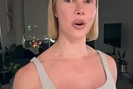 raeparks nude stripg before cam for live sex video chat